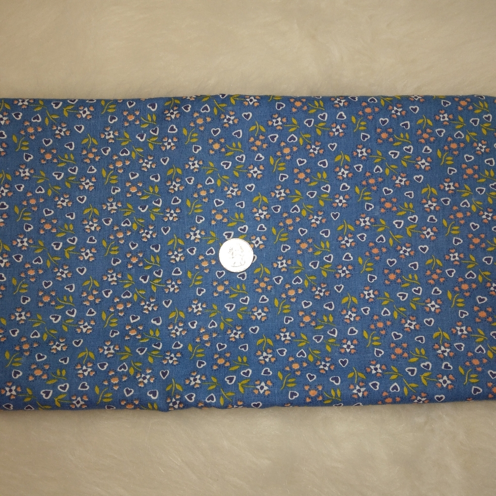 FABRIC Vintage Cotton sprigs & hearts on blue, 5 yards x 36 inches, 1974 - Picture 8 of 9